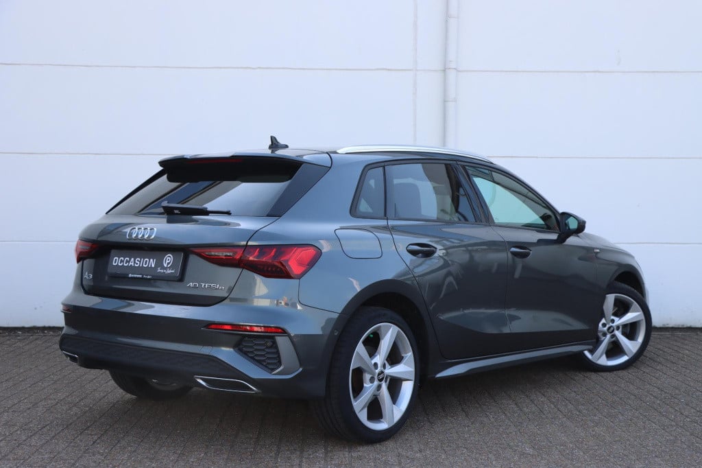 Audi A3 sportback 40 tfsi e s edition 204pk s-tronic