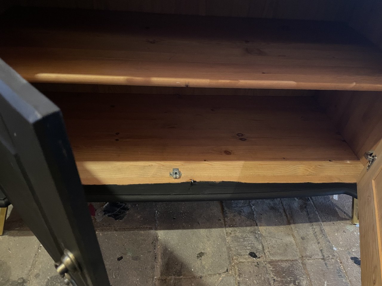 Prachtige opgeknapt Dressoir