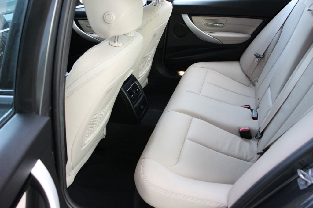 BMW 3-serie 320i xdrive m sport edition | dealer onderhouden