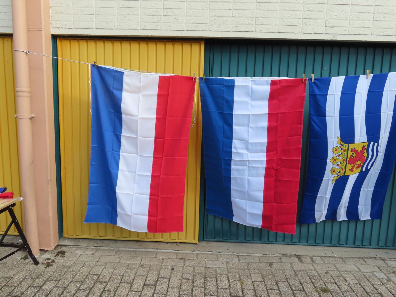 Vlaggen: Nederland en Zeeland vanaf €.7,50
