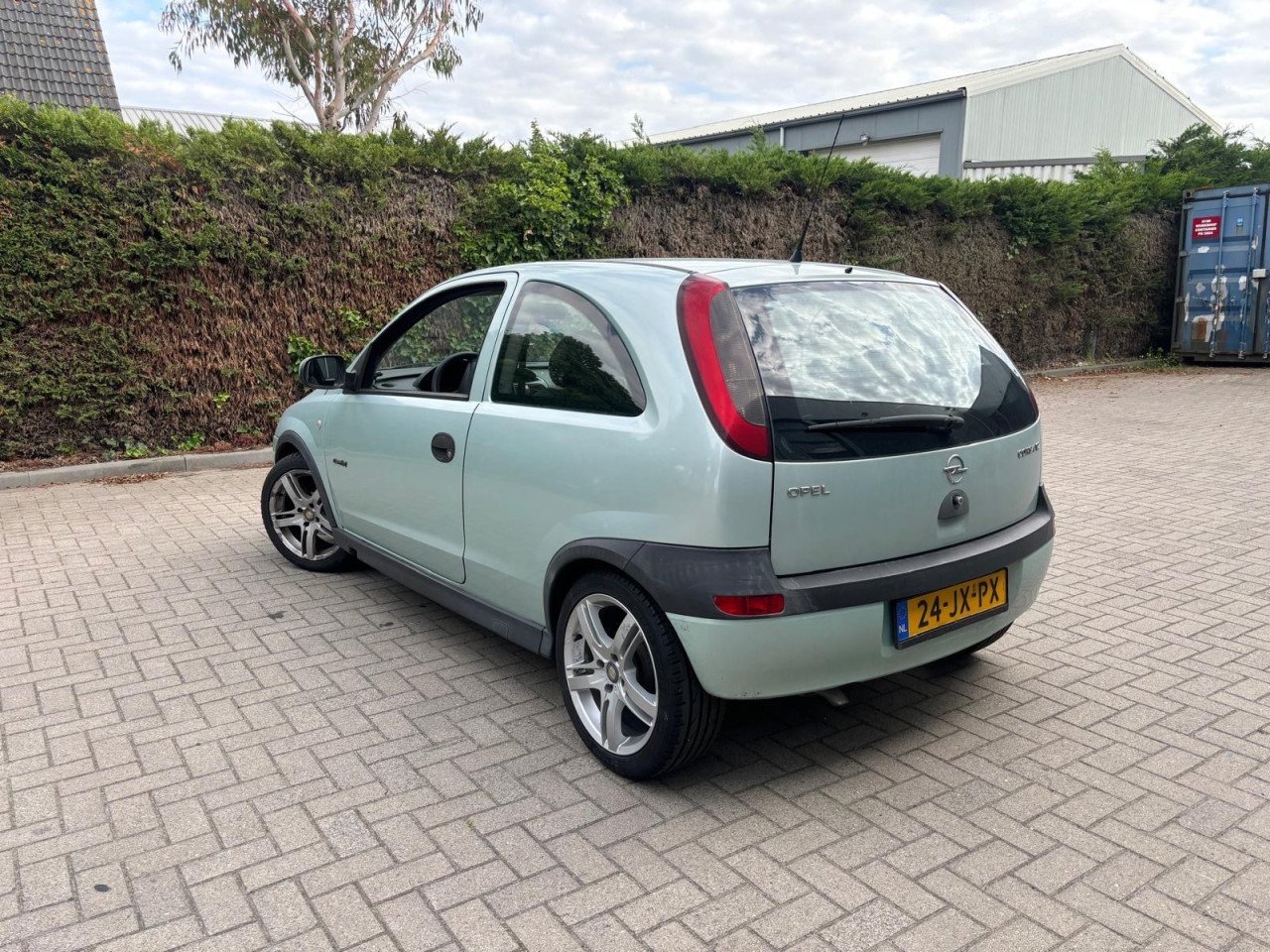 Opel Corsa 1.2-16V Comfort 135.910km Jaar Apk