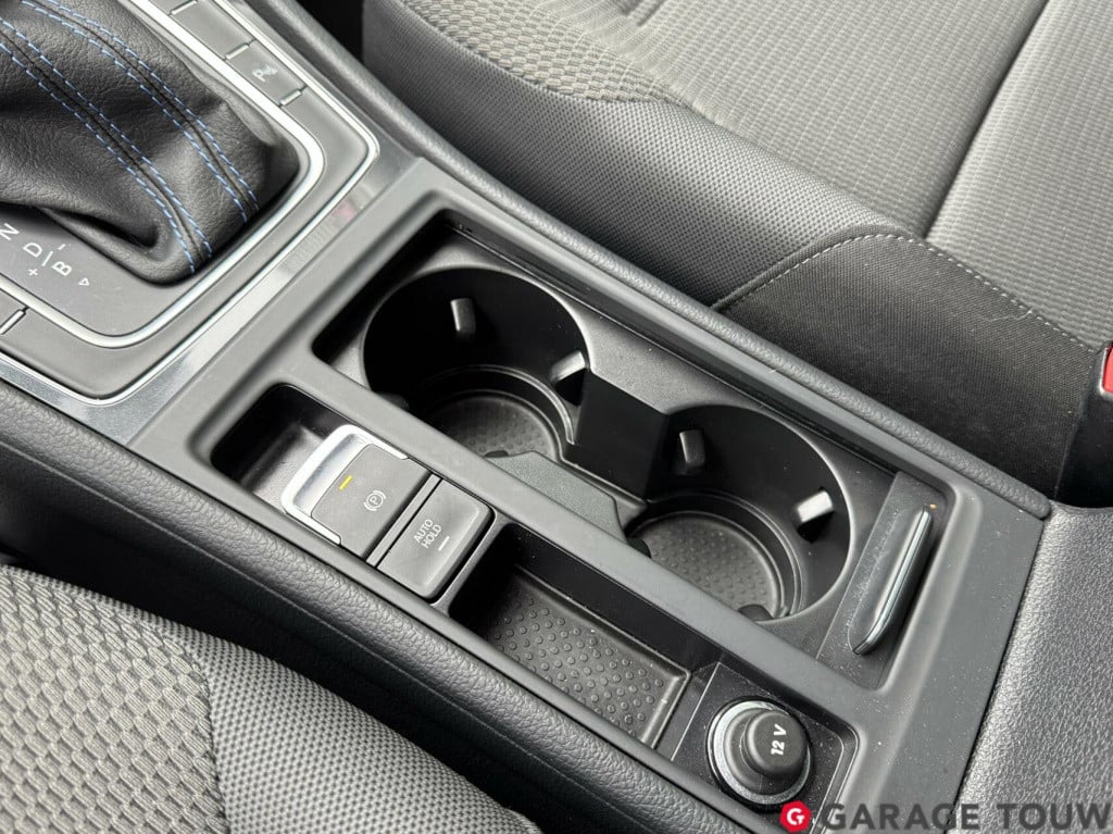 Volkswagen E-golf e-dition 35,8 kwh warmtepomp