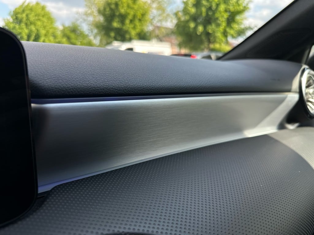 Mercedes-Benz A-Klasse 180 business solution amg // ambiance verlichting //