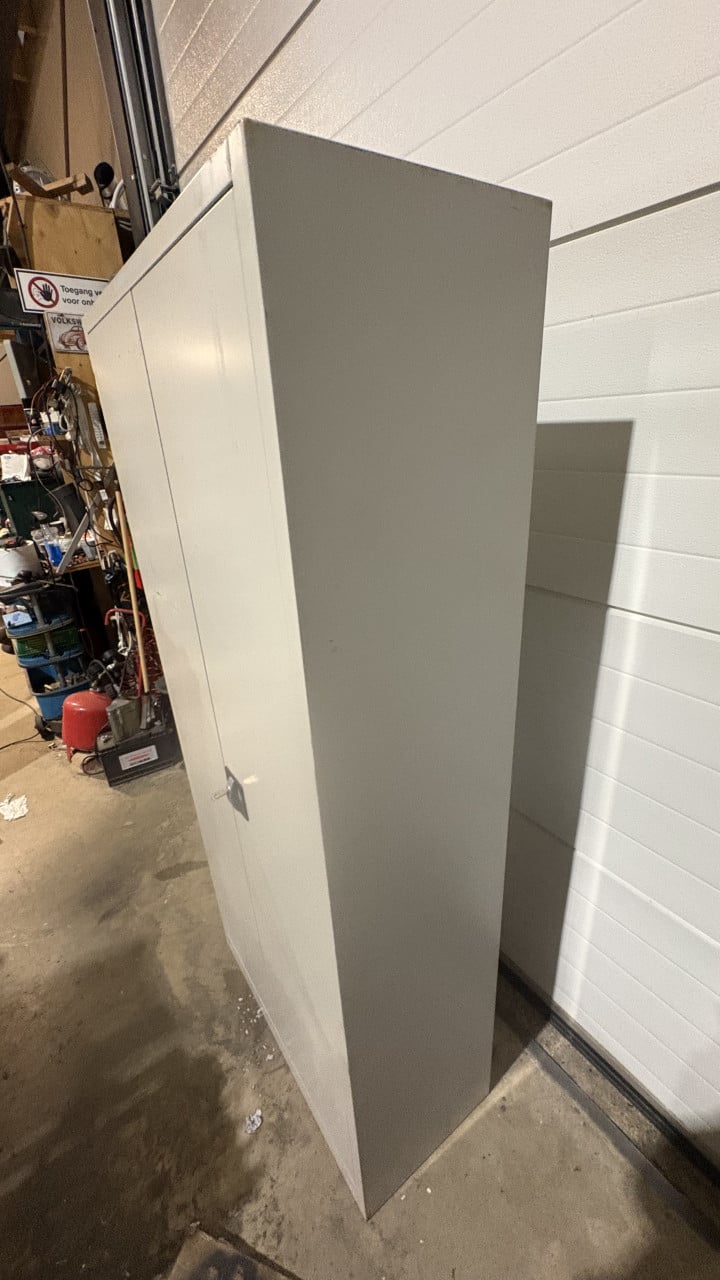 Draaideurkast archiefkast dossierkast