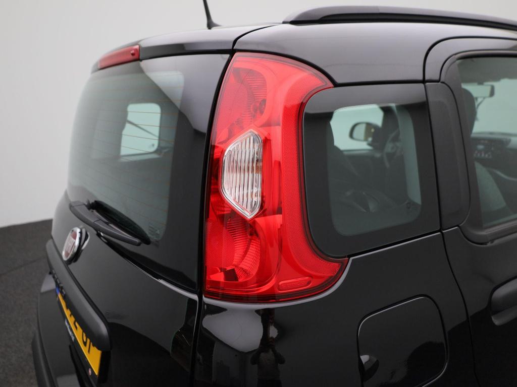 Fiat Panda 1.0 hybrid city life | apple carplay / android auto | airco | cr