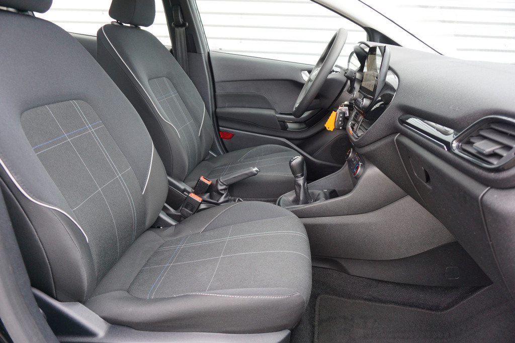Ford Fiesta 1.1 trend / 1e eigenaar / airco / navi / lane ass. / cruise / p