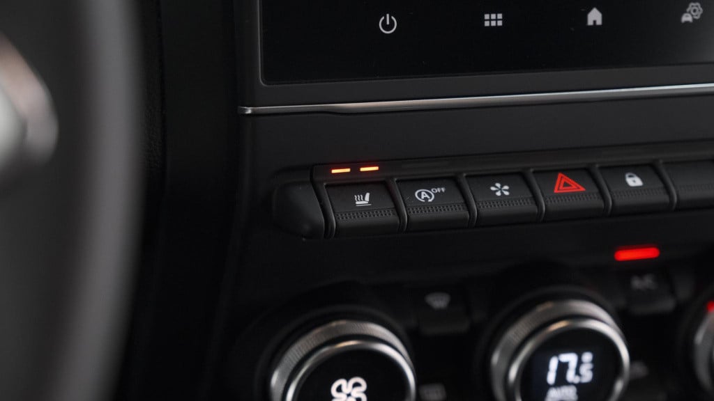 Renault Captur tce 90 techno | camera | navigatie | pack winter | apple car