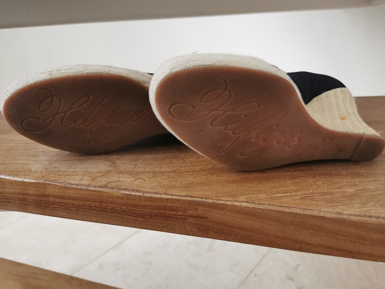 Zwarte schoenen van Tommy Hilfiger - 39