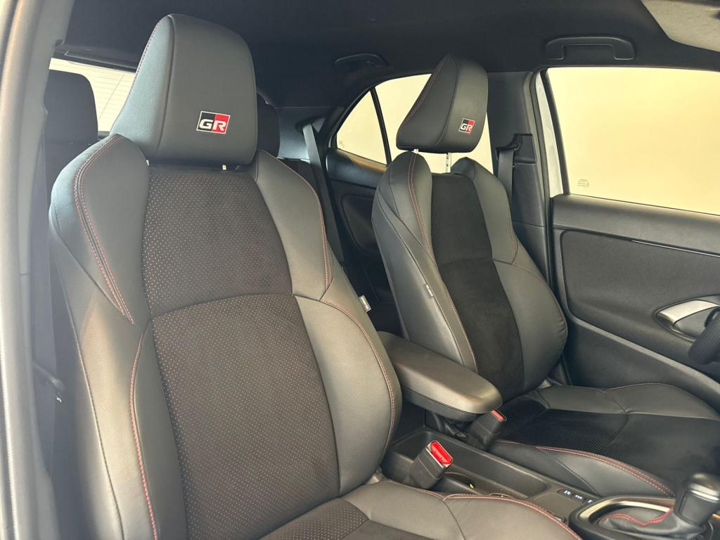 Toyota Yaris Cross 1.5 hybrid gr sport