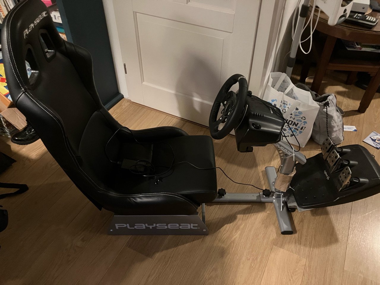 Logitec playseat xbox