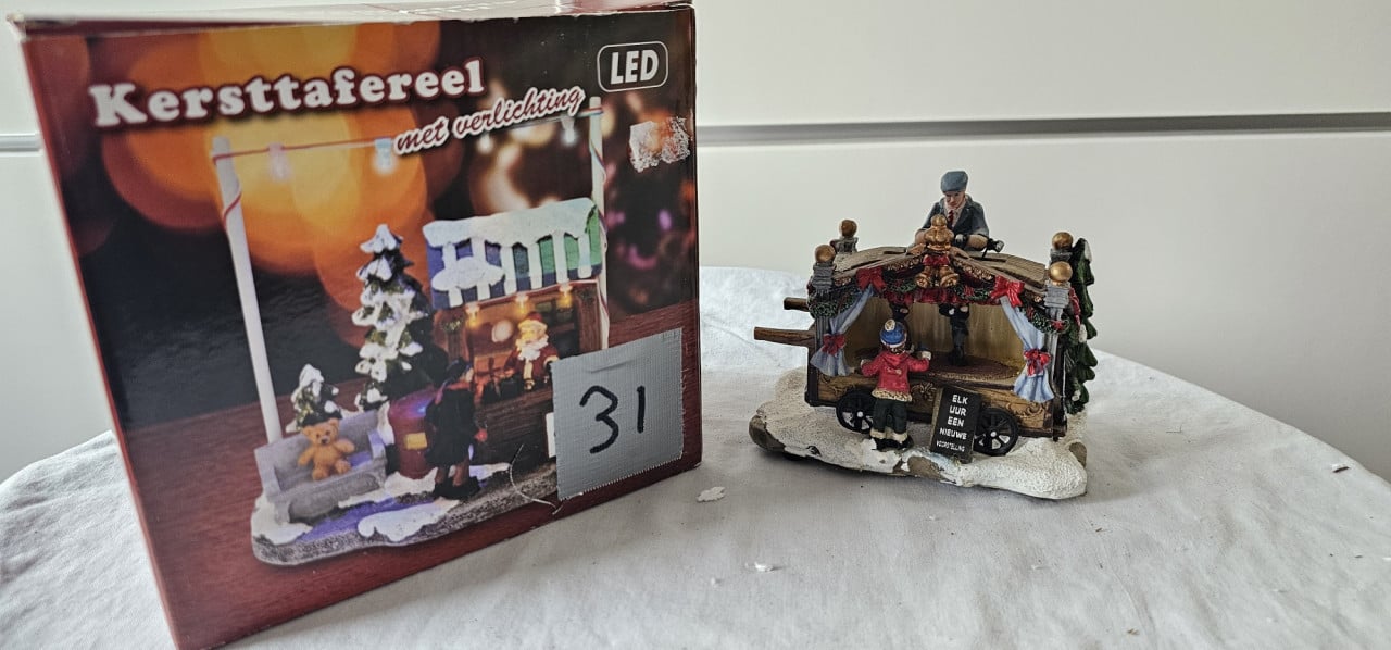 Compleet Kerstdorp met accessoires (advertentie 3 van 3)