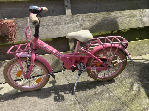 Loekie meisjesfiets 16 inch