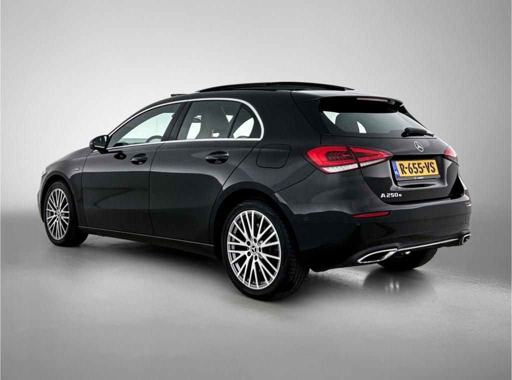 Mercedes-Benz A-Klasse 250 e business solution amg | panoramadak | cruise c