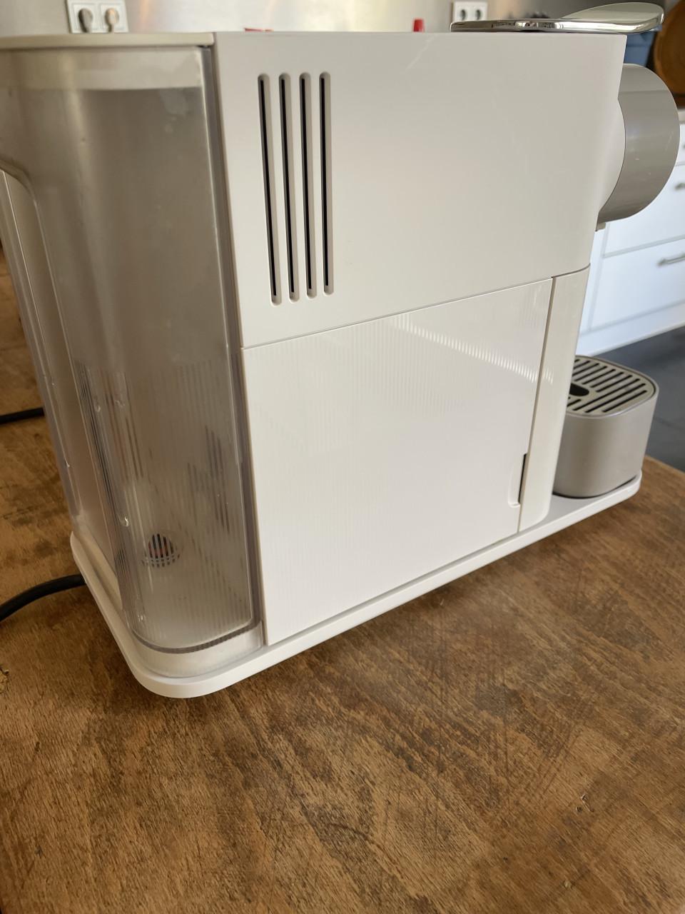 DeLonghi Nespresso Lattissima koffiemachine