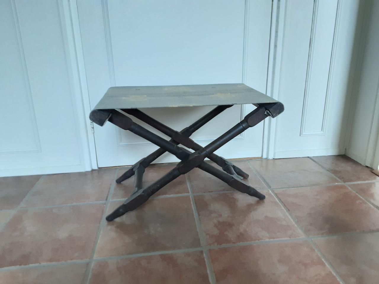 Opklapbaar krukje Voetenbankje