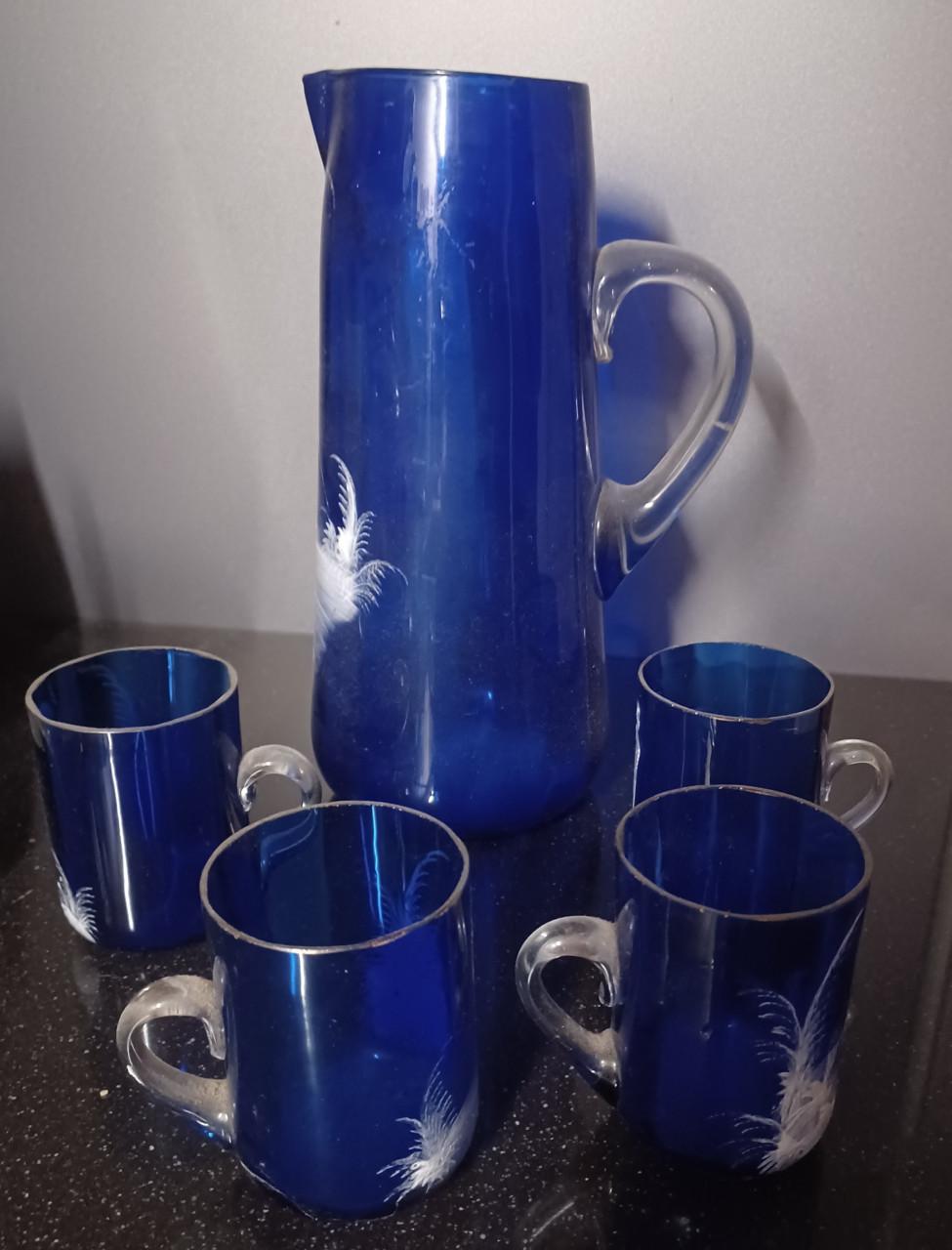 Mary Gregory glazen schenkkan met 4 mokken