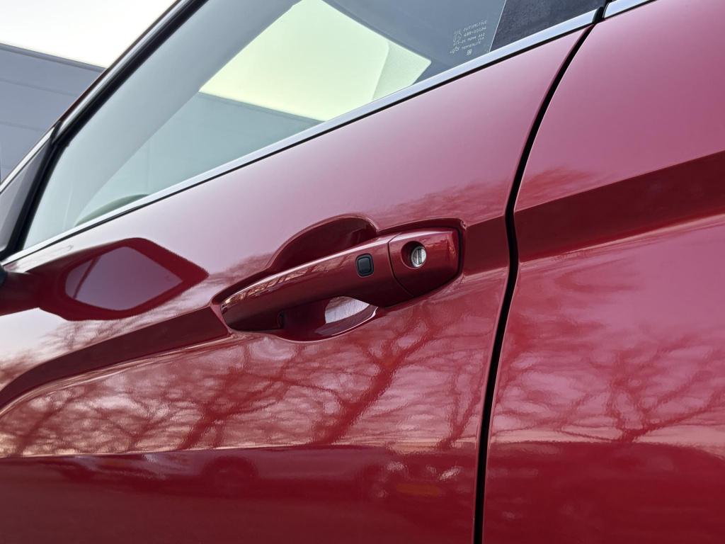 Mitsubishi Eclipse Cross 1.5 di-t instyle meest luxe uitvoering incl. trekh