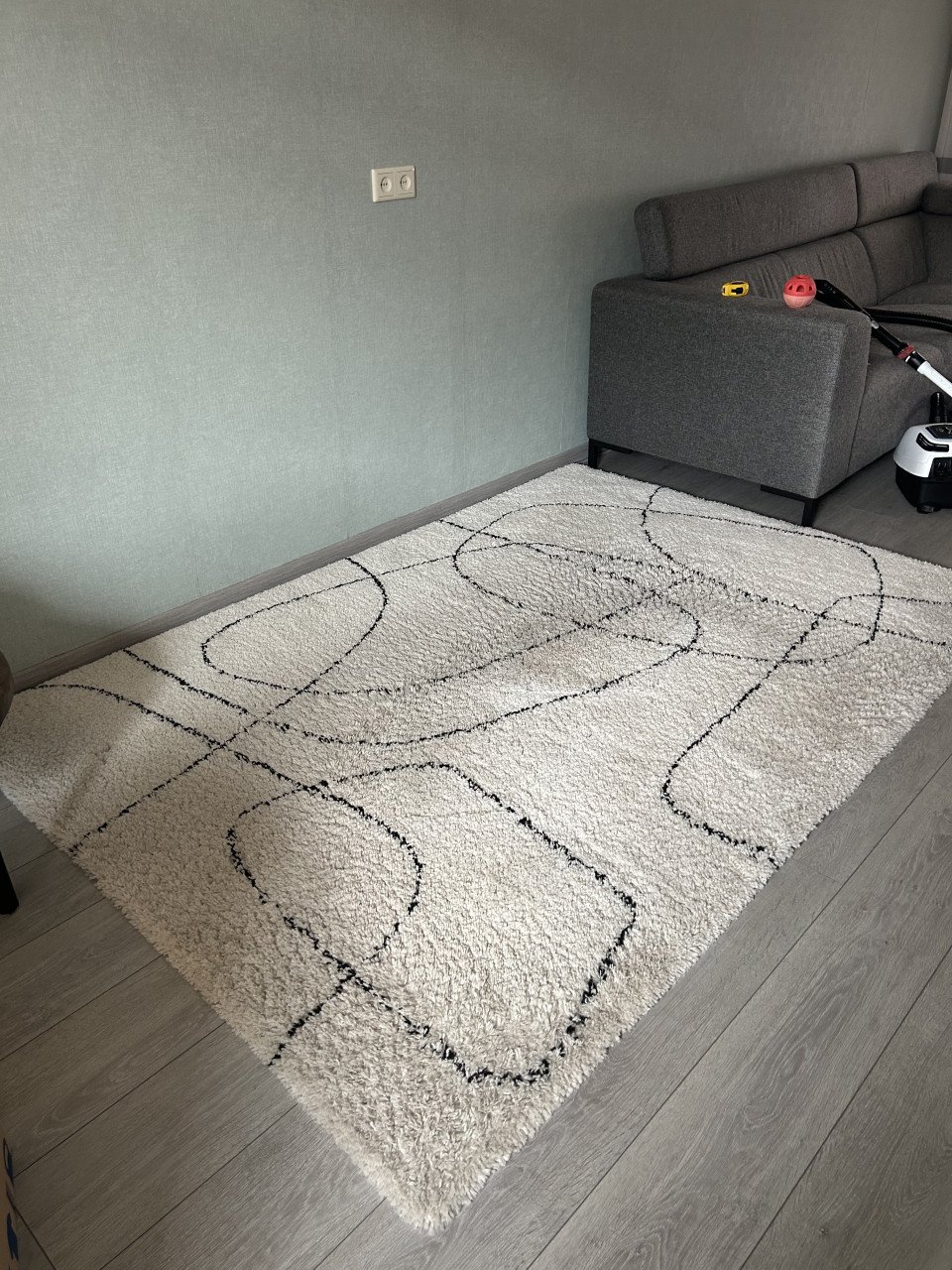 Vloerkleed wit met zwart motief