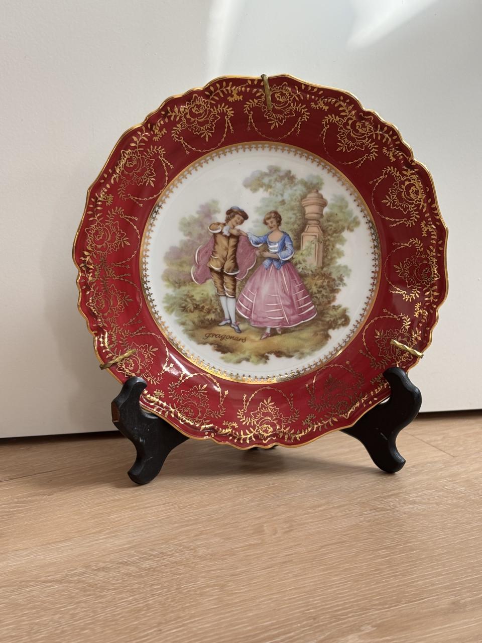 EEN LIMOGES FRAGONARD BORD