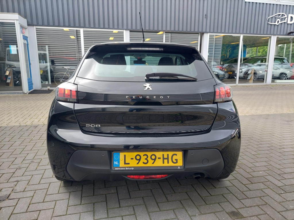 Peugeot 208 1.2 pt active pack navi/airco/lmv