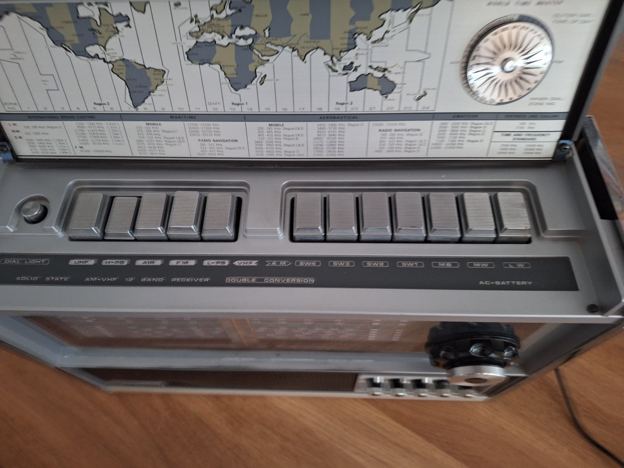 Tokyo  Skylark  wereld ontvanger