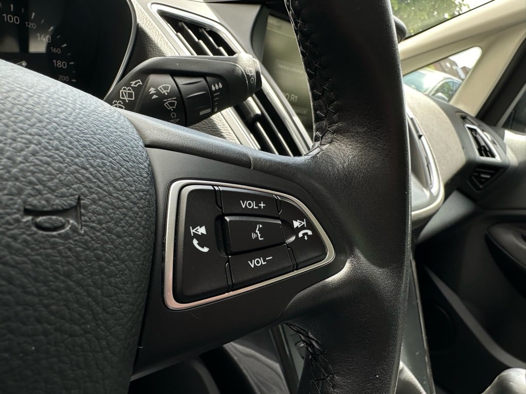 Ford C-max 1.0 titanium // nieuwe distributie // luxe uitvoering //