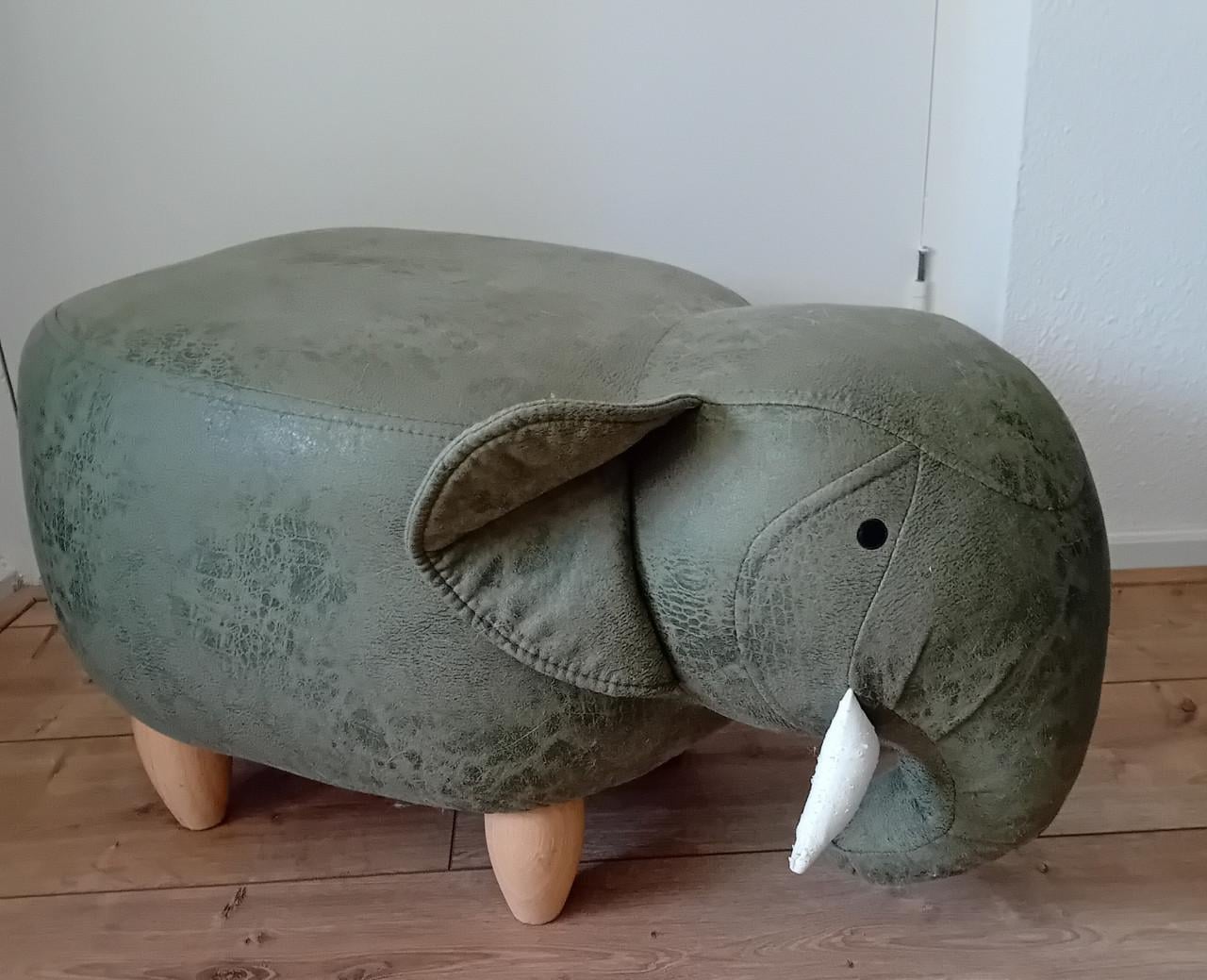 Poef / kruk olifant