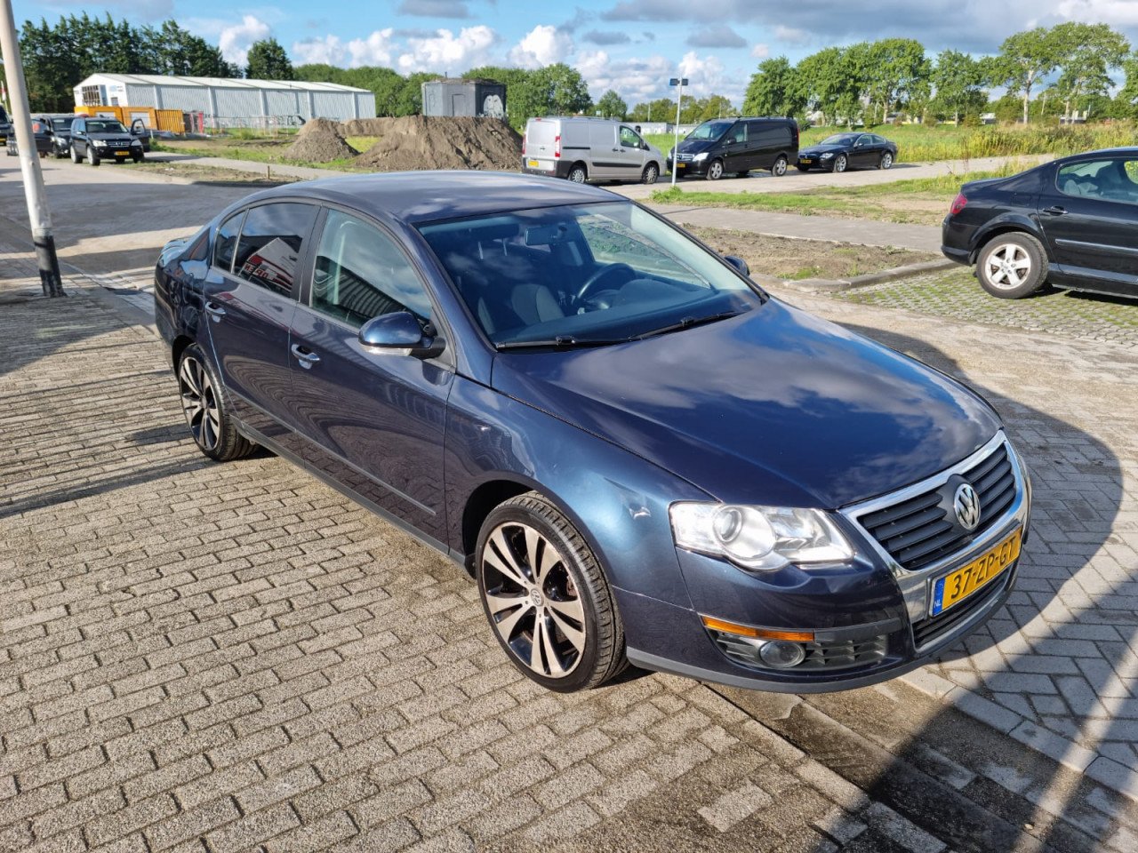 Vw passat 1.6i 102pk bj 2008 233.000km zeer mooi € 4.499,-