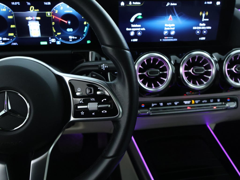 Mercedes-Benz Gla-klasse 250 e plug-in hybride progressive | panorama schui