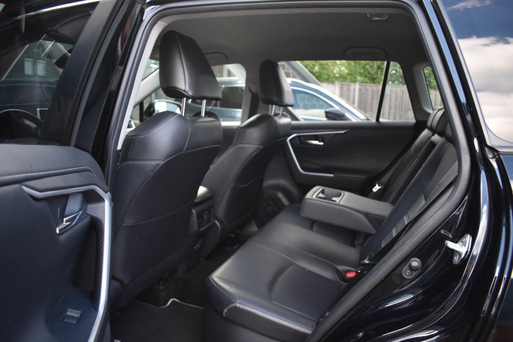 Toyota Rav4 2.5 hybrid | camera | leder | apple carplay | stoelverwarming |
