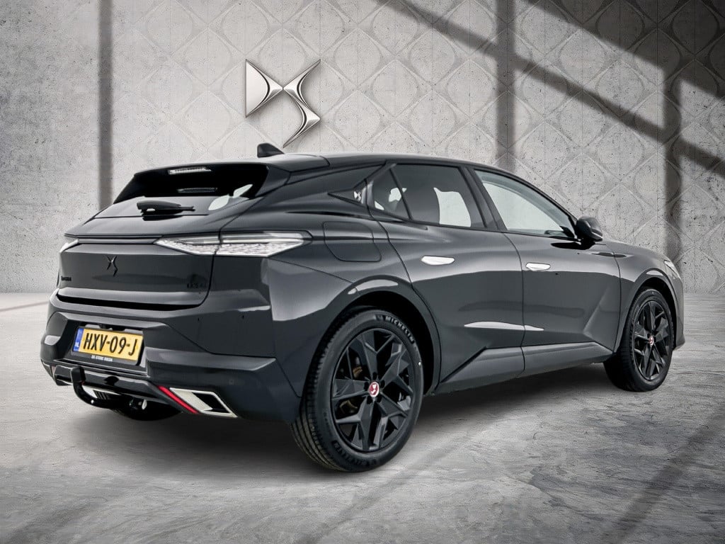 Ds Ds 4 e-tense performance line+ | rijklaar | trekhaak achter |