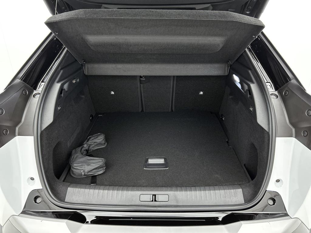 Peugeot E-3008 gt avantage 210 pk 73 kwh | trekhaak | 360 vision camera | w