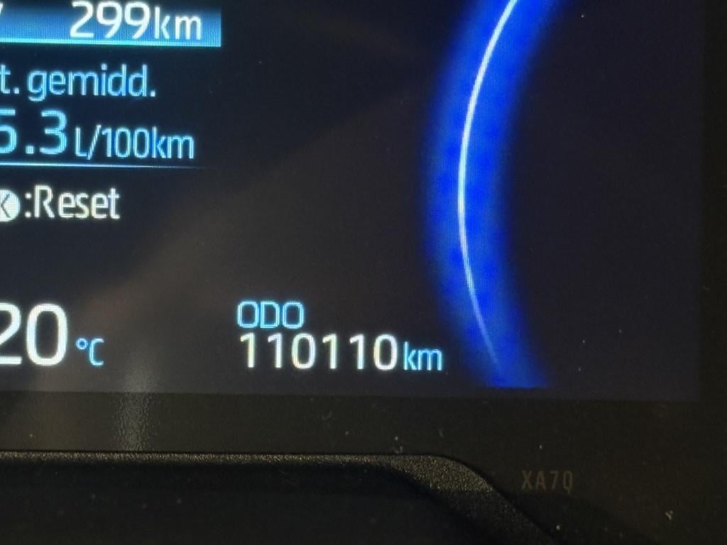Toyota Rav4 2.5 plug-in hybrid. bi-tone plus | trekhaak |