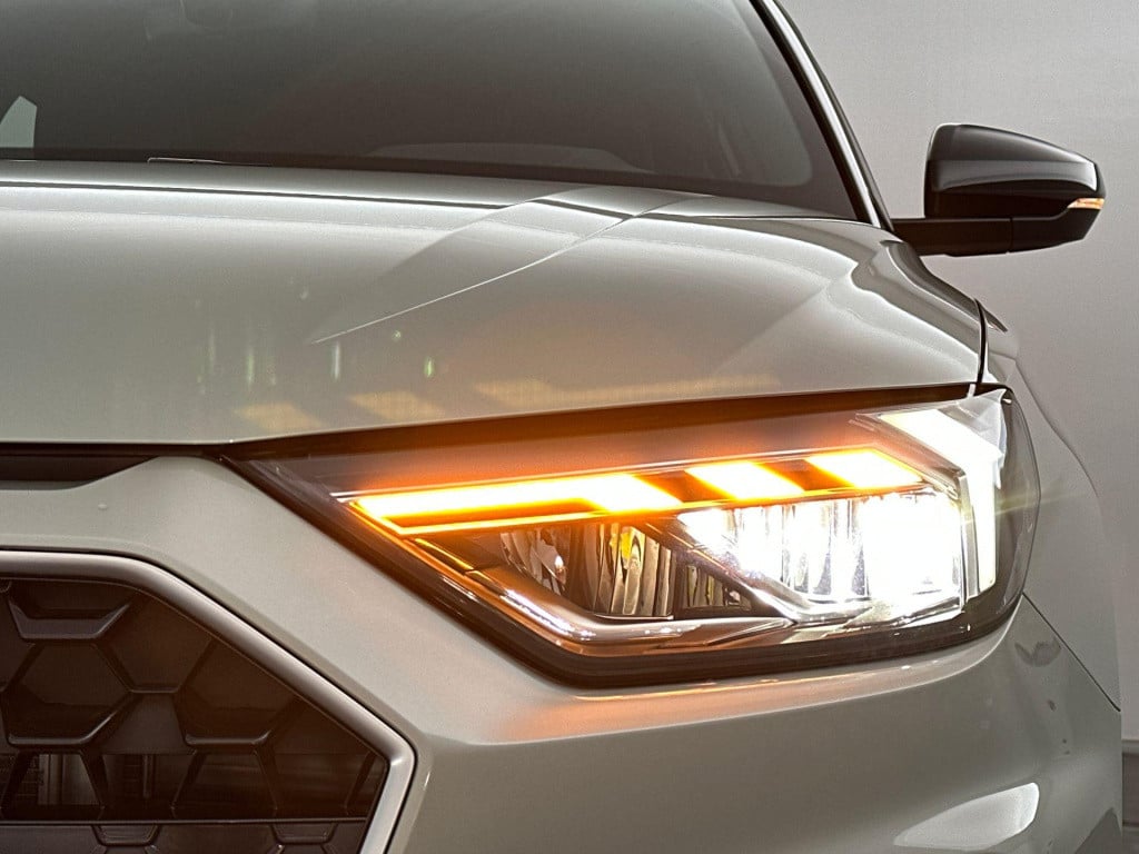 Audi A1 Sportback s edition 25 tfsi 70 kw / 95 pk sportback 7 versn.