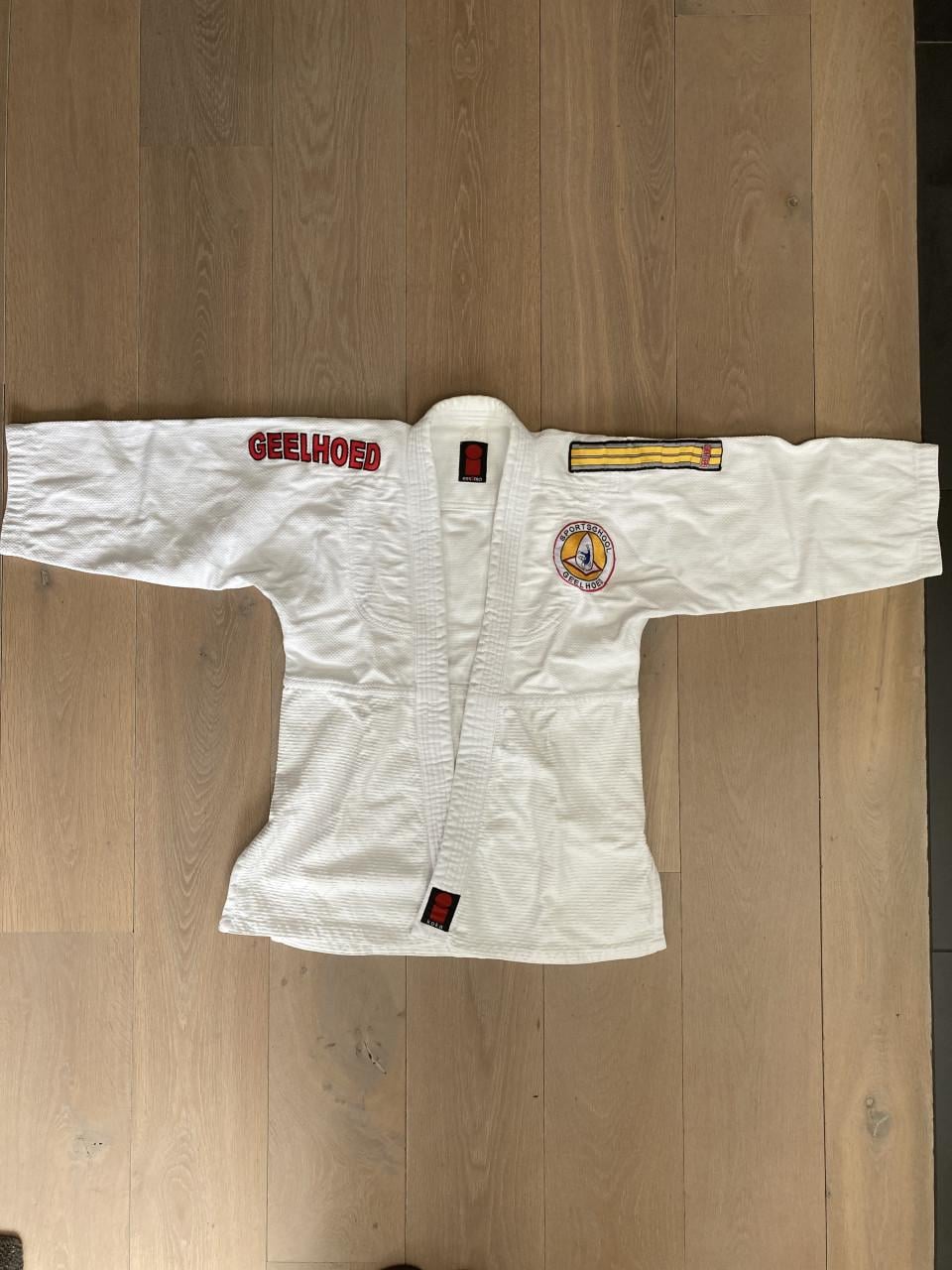 Judo pak Geelhoed maat 160