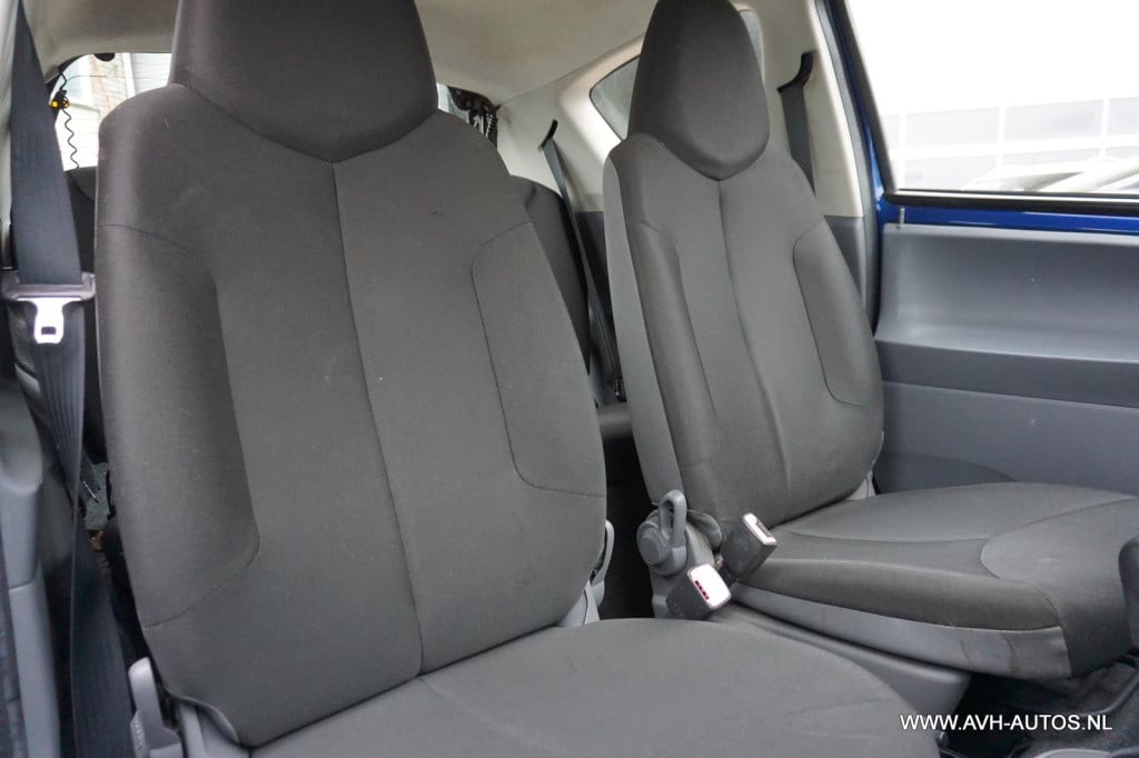Toyota Aygo 1.0-12v