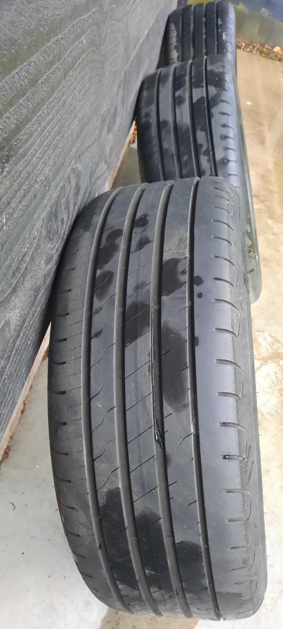 Volvo S80 II / V70 17 inch lichtmetalen velgen met goeie zomerbanden