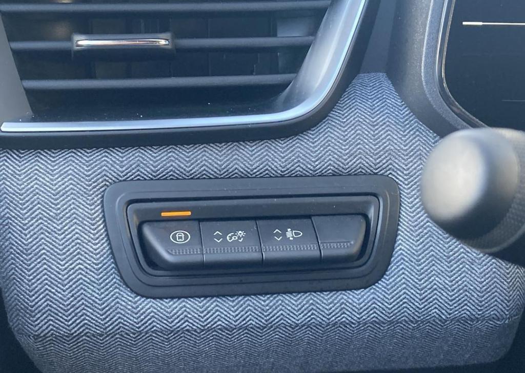 Renault Clio 1.6 e-tech full hybrid 145 techno