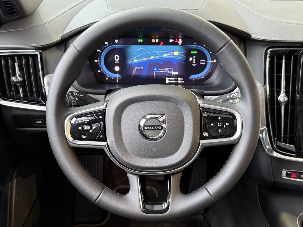 Volvo V90 t6 398pk recharge ultra dark| full options !newprijs €82.635,-