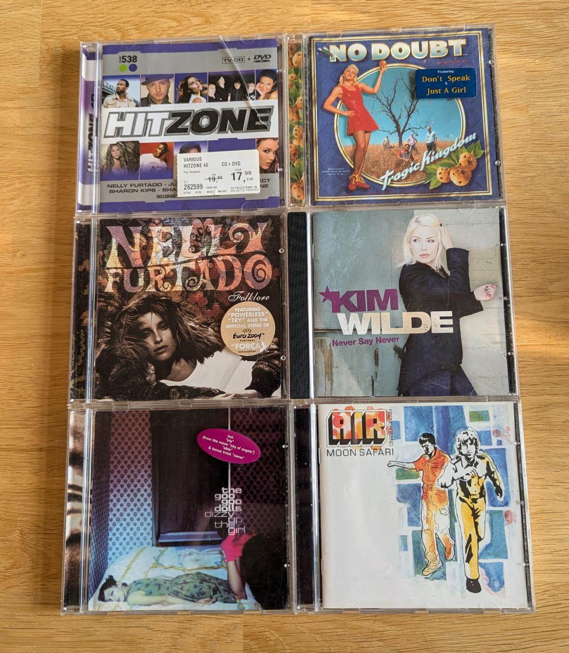 Doos vol met diverse cd's