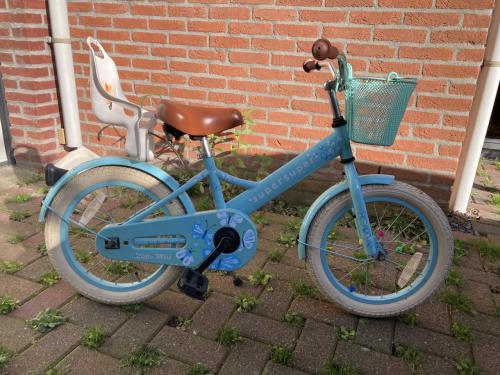 Supersuper meisjesfiets 16”