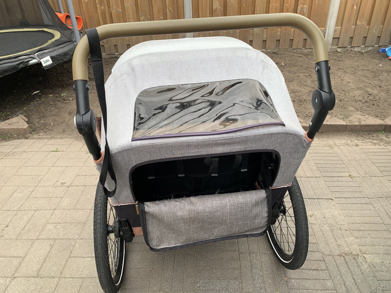 Bobike 2-in-1 fietskar en wandelwagen - zwart/bruin