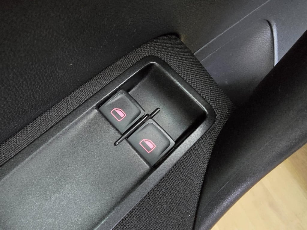 Volkswagen Polo occasion 1.0 business r met sportvelgen en bluetooth connec