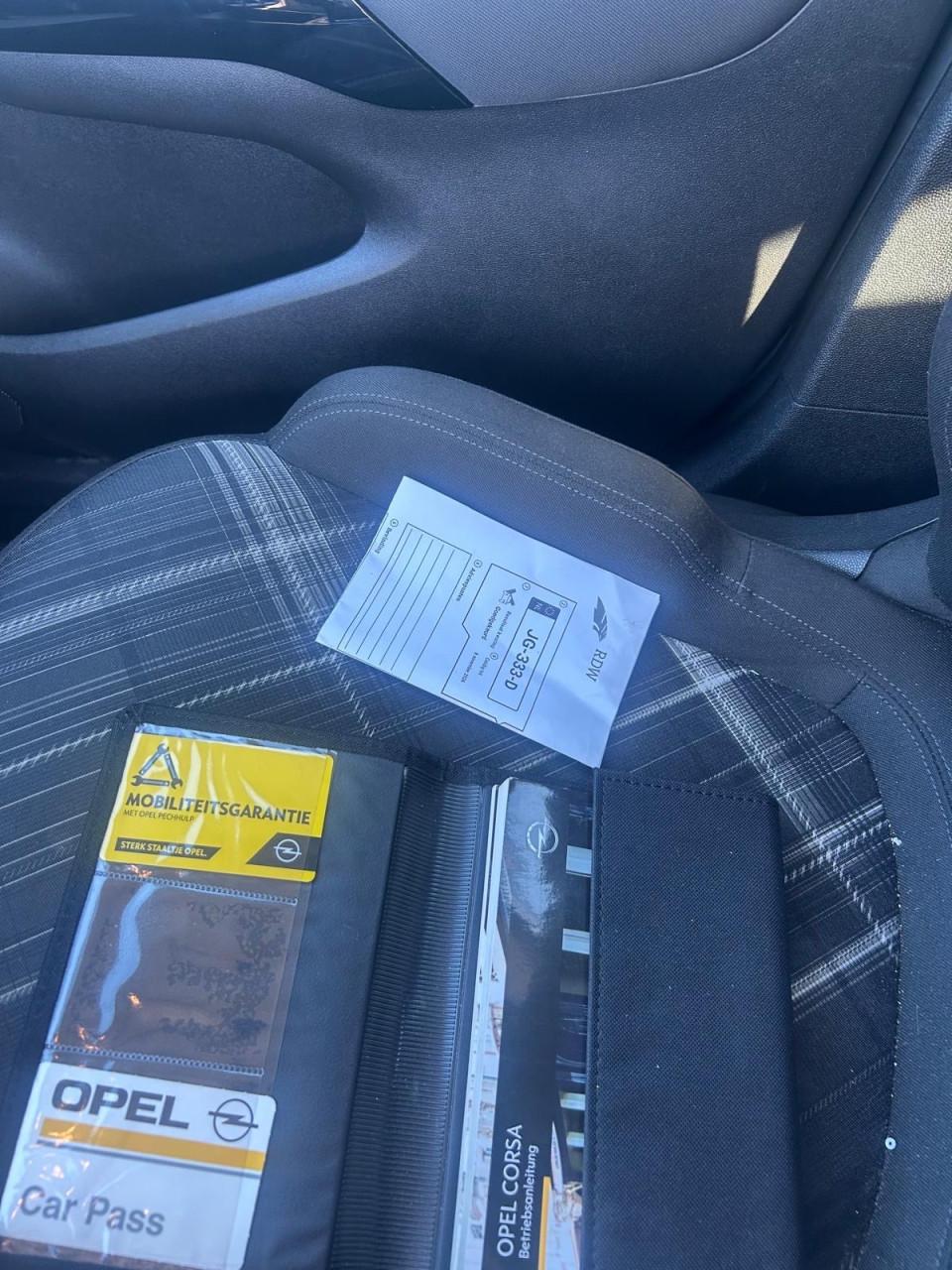 Opel Corsa easytronic 2015 bruin automaat