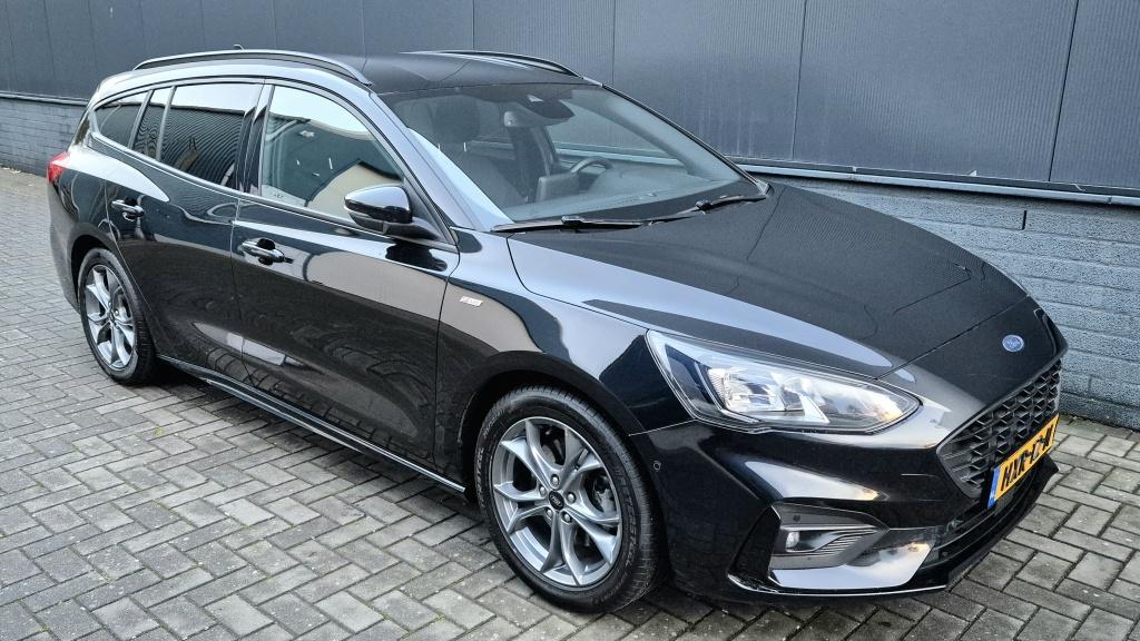 Ford Focus wagon st line x business 1.0 ecoboost hybrid | camera | lane ass