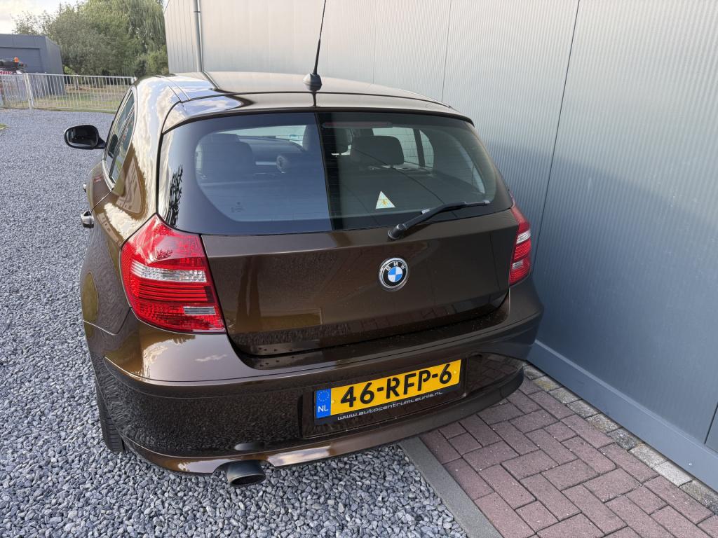 BMW 1 Serie 116i effdyn. ed. business line ultimate edition 5-drs