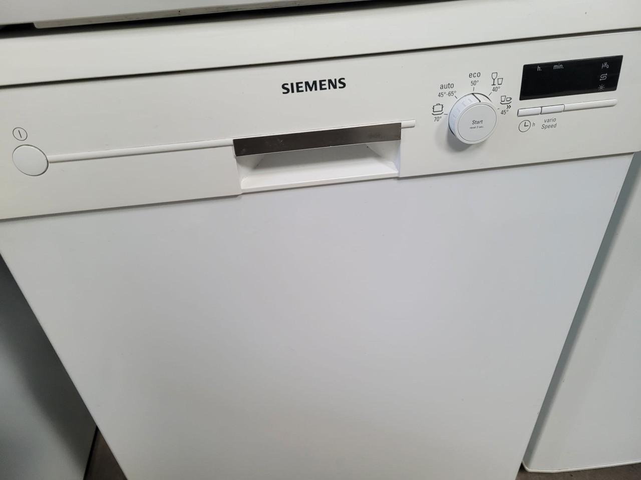 Siemens vrijstaand vaatwasser met besteklade 85 x 60 cm in nette staat