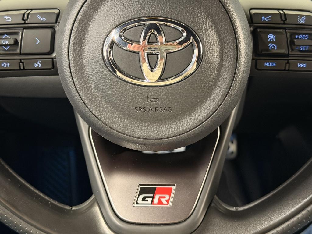 Toyota Yaris 1.5 hyb. executive