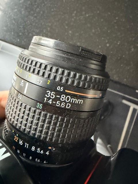 Nikon F50 analoge spiegelreflex camera