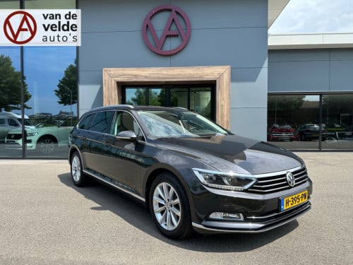 Volkswagen Passat variant 1.5 tsi 150pk dsg highline | trekhaak | camera | 